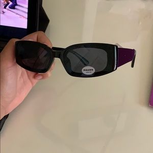 Tillys Black Sunglasses Oval